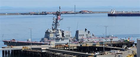 USS Momsen visiting Port Angeles harbor July 4, 2023 | Northwest Firearms