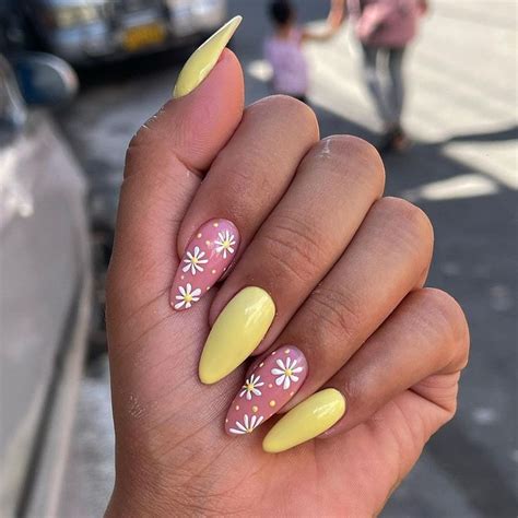 Geral Jaramillo on Instagram acrylicnails esculpidas acrílicas