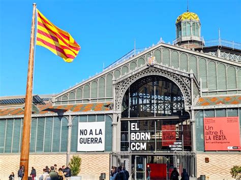 Barcelona Old Town Private Walking Tour Of Past And Present