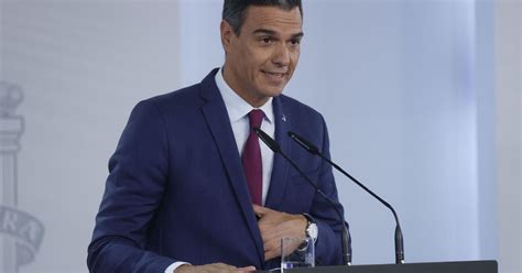 Pedro Sánchez le traslada al Rey su voluntad de presentarse a una