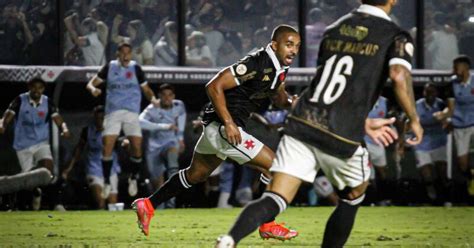 Confiança gol da vitória e renovação a redenção de Paulo Henrique no