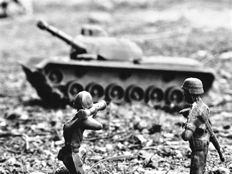 Plastic Soldier, Plastic Man, Army Men, Military Army, Toys Photography, Street Photography, Man ...