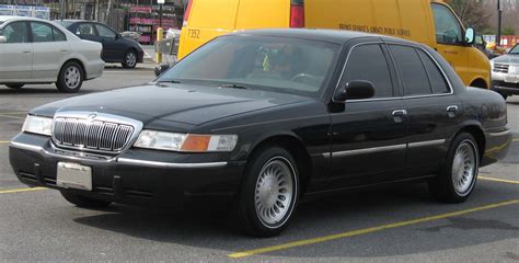 2002 Mercury Grand Marquis - Information and photos - MOMENTcar