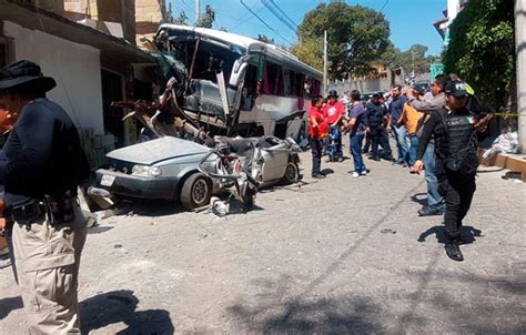 Saldo De Tres Muertos Y 19 Heridos Deja Accidente En Valle De Bravo