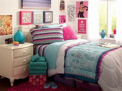 Wall Art For Teenage Bedroom