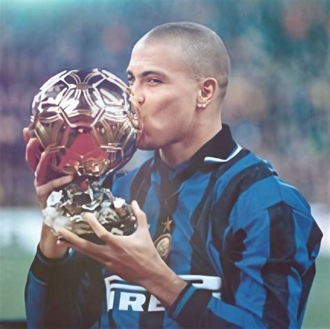 Ronaldo Luís Nazário de Lima Inter Milan Ballon dor Inter milan