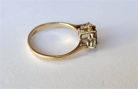 Proantic Belle Bague En Or Sertie Dun Rubis Et De Diamants