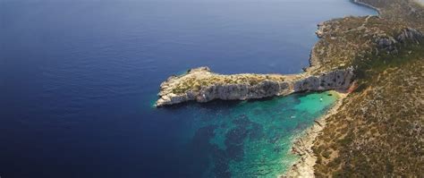 Greek Island Yacht Charter | 5 * Luxury Med Vacations