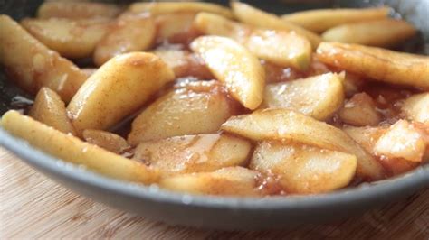 Best Southern Fried Apples Recipe