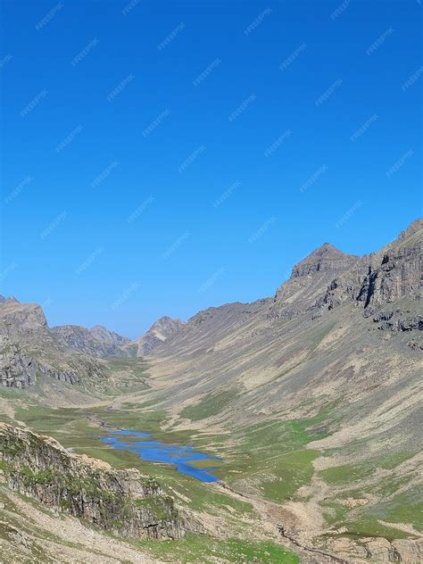 Premium Photo | Unseen beauty of kashmir at tarsar marsar trek in kashmir