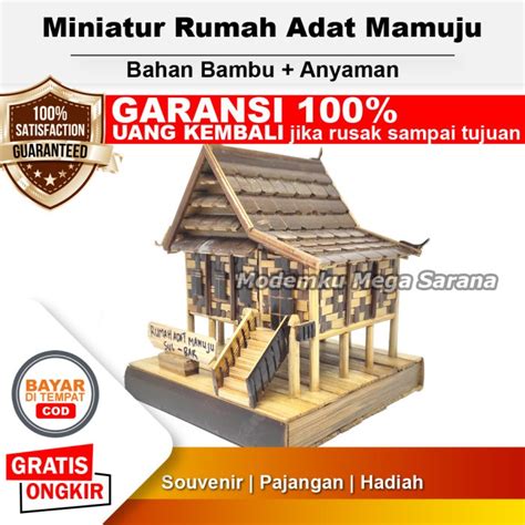 Jual Miniatur Rumah Adat Mamuju Sulawesi Barat dari Bambu - 15x15 cm ...