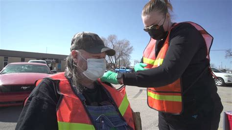 Va Mobile Medical Unit Delivers Covid Vaccinations To Veterans Youtube