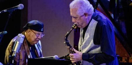 Feliz reencuentro de Chucho Valdés y Paquito DRivera en el Palau de la