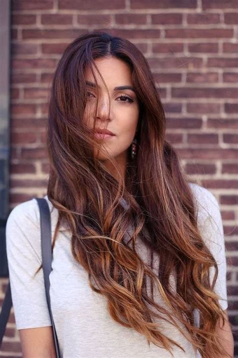 Cortes De Cabello Ondulado Para Mujer Que Cautivarán Esta Temporada