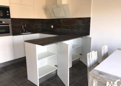 Cocina Con Encimera Y Frente Dekton Trilium Myc Mobiliario Y