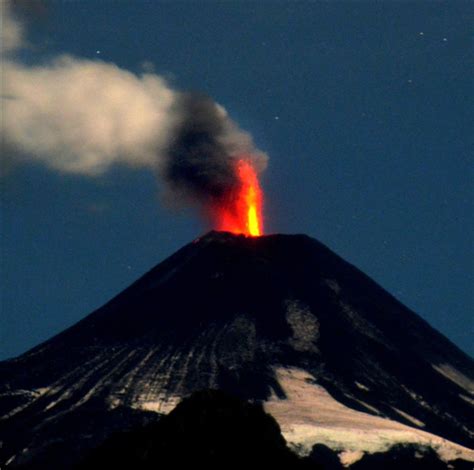 Chilean Volcano Continues To Spew Smoke And Ash Cn