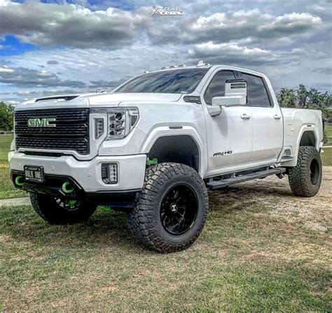 2020 Gmc Sierra 2500 Hd With 24x14 76 Hostile Jigsaw And 43 Off