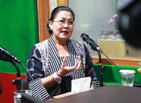 Ny Putri Koster Masyarakat Bali Harus Berpartisipasi Aktif Jangan