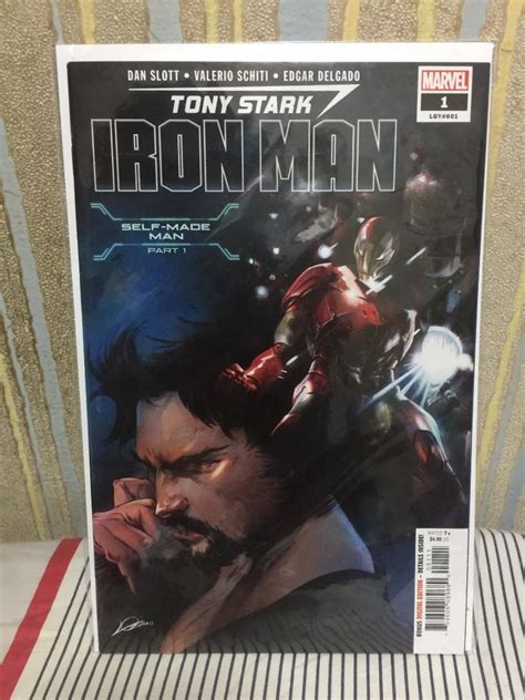 Tony Stark: Iron Man #1, Hobbies & Toys, Books & Magazines, Comics ...