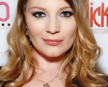 Interview With Porn Star And Writer Aurora Snow Rockit Reports