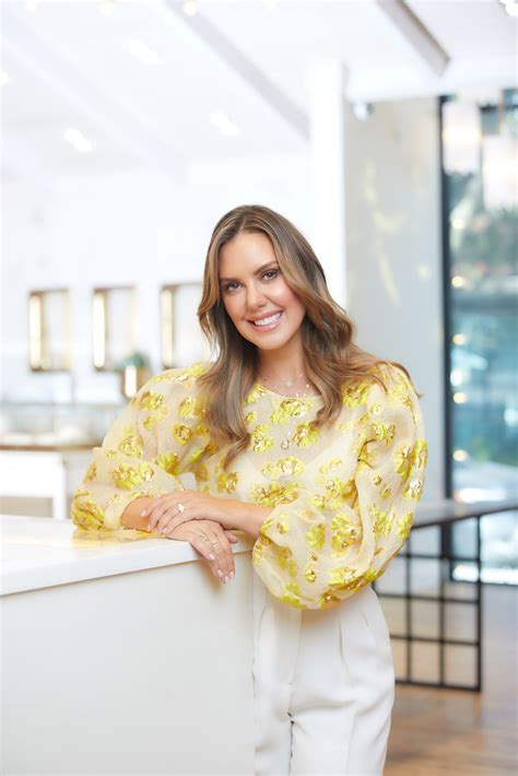 Comprehensive Guide to Kendra Scott In-Store Return Policies 30