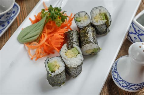 Avocado Roll – Thai Kitchen