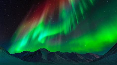 Bing HD Wallpaper Dec 19, 2021: Aurora borealis - Bing Wallpaper Gallery