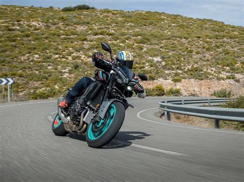 Yamaha Mt First Ride Review Motorcyclist