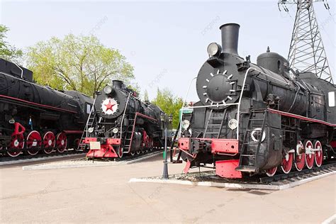 Background Jalan Kereta Api Lokomotif Van Pelatih Jalan Foto Dan Gambar