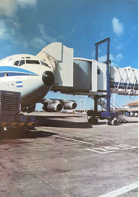 Pasarelas Telesc Picas Aeropuerto Internacional De Ezeiza Tecsa S A