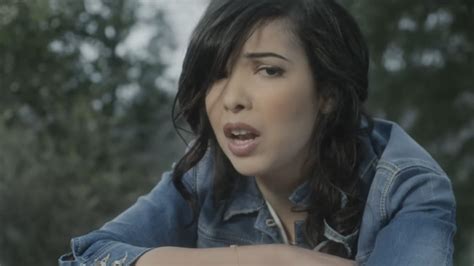 Dernière danse d Indila devient la première chanson francophone à