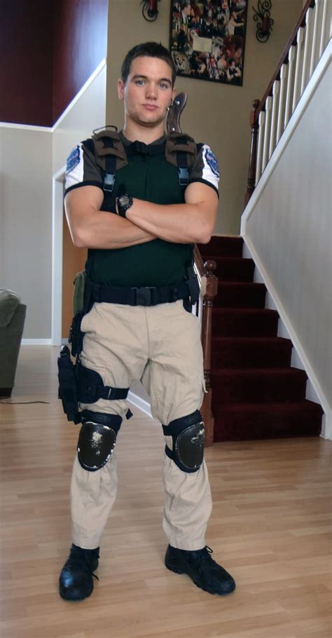 Chris Redfield Cosplay Resident Evil By Cosplay4usall On Deviantart