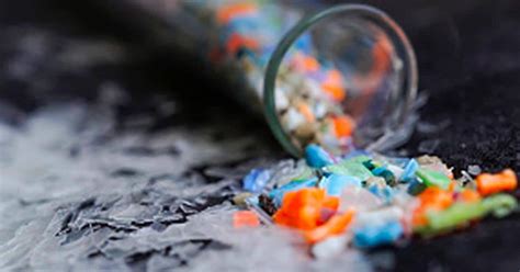 5 Tips To Avoid Consuming Microplastics