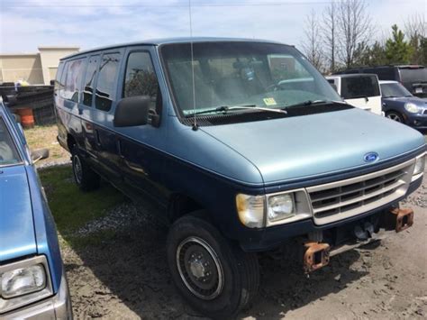 1992 Ford E350 1 Ton Econoline Club Van 15 Passenger 7 5L Engine