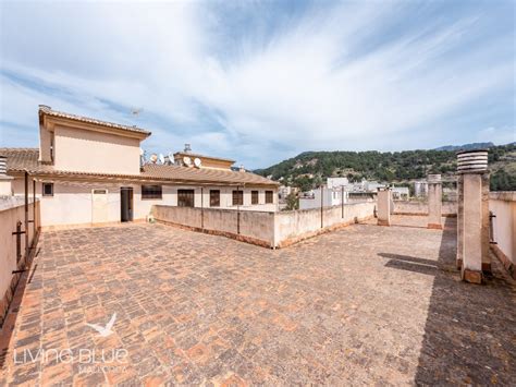 Modern Apartment With Large Terrace In The Old