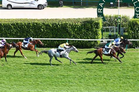 La Photo De L Arriv E Du Grand Handicap De Chantilly Prix Rmc Course