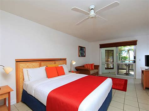 Sheraton Denarau Villas Fiji. Luxury, family friendly Fiji resort.