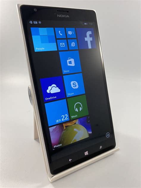 Nokia Lumia White Unlocked Gb Mp Gb Ram Windows