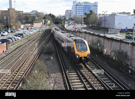 Trains at Southampton Central station Stock Photo - Alamy