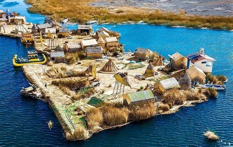 Islas Flotantes De Los Uros Puno Per Per