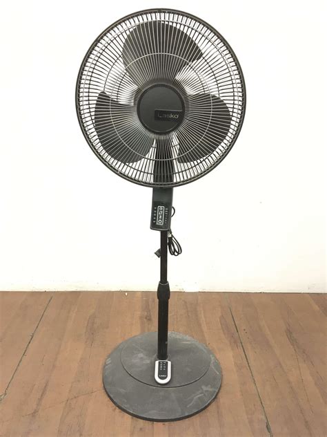 Lot Lasko 48in Oscillating Floor Fan With Remote