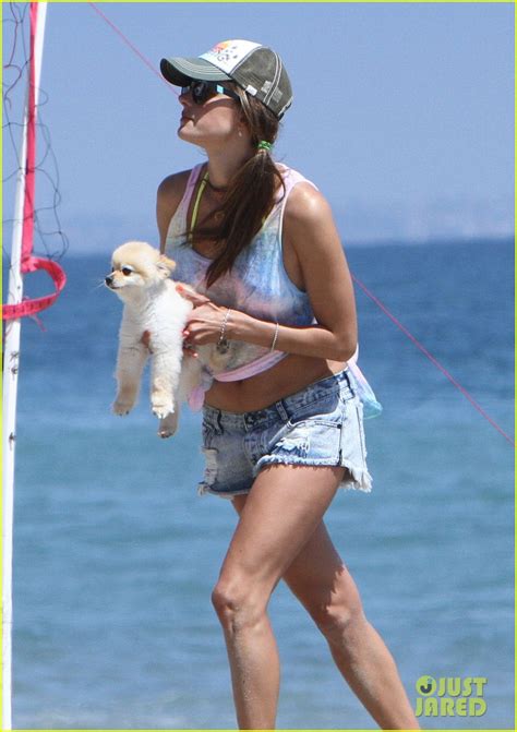 Alessandra Ambrosio Beach Volleyball Babe Photo 2684578 Alessandra