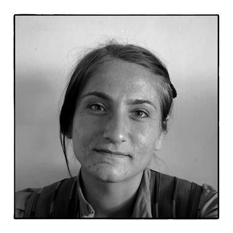 Alfred Yaghobzadeh Photography Portraits Of Yazidi Women Fighters Iraq