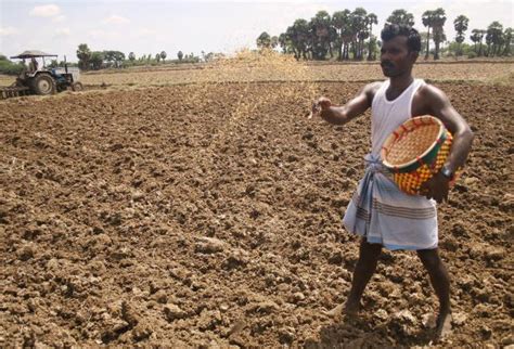 Centre Allows Farmers To Use Rs Notes To Buy Seeds India Tv