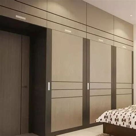 Bedroom Wooden Wardrobe at ₹ 1250/square feet | Bedroom Wardrobe in ...