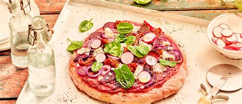 Purple Pizza mit Ziegenkäse Rezept tegut