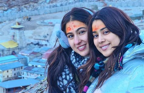 Janhvi Kapoor and Sara Ali Khan in Kedarnath - Photo Gallery Tourism ...