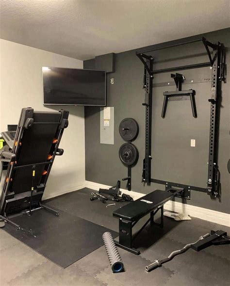 Best Home Gym Ideas (Small and Large Space, Garage, Basement)