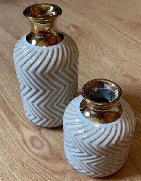 Conjunto de Vasos Cerâmico Nude e Dourado Item de Decoração Mart Nunca Usado 55612123 enjoei