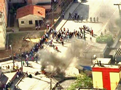 G Pm Mata Adolescente E Moradores Bloqueiam Rua Em Protesto Em Sp